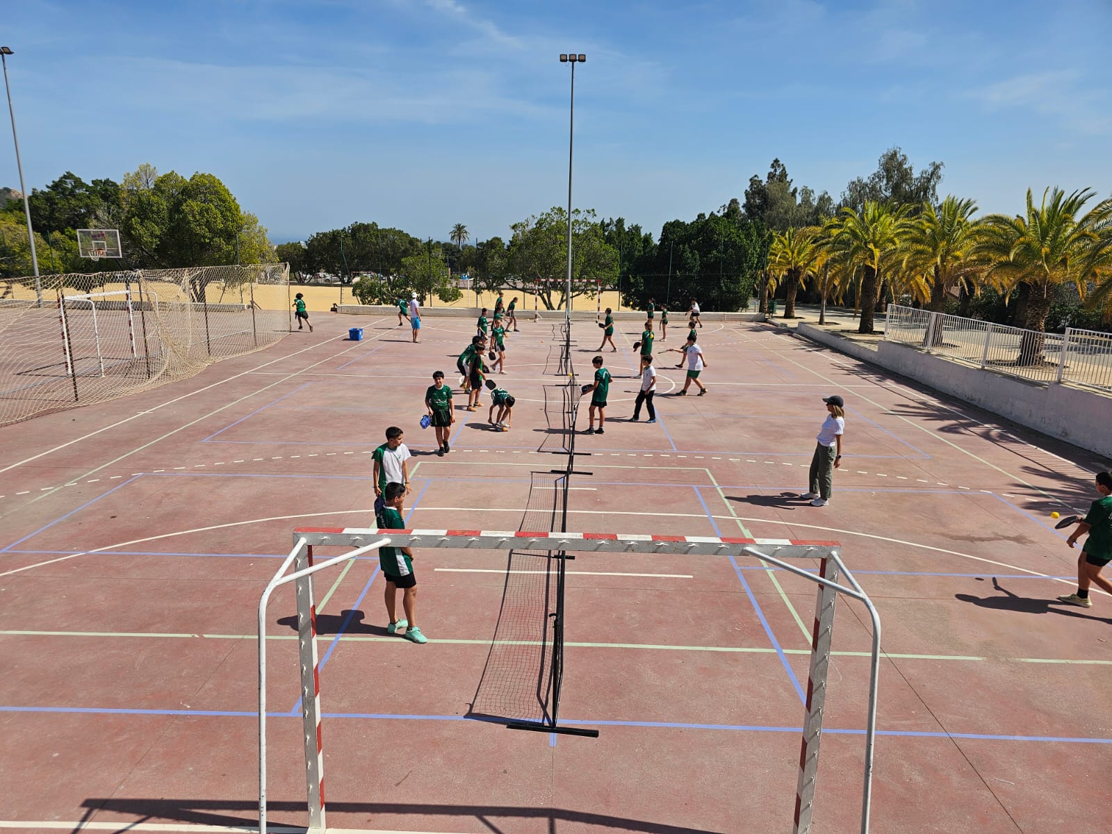 Sesion de clases extraescolares. Pickleball Europe